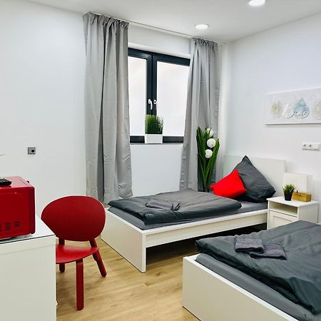 Doppelzimmer Mira 4 Pulheim Εξωτερικό φωτογραφία