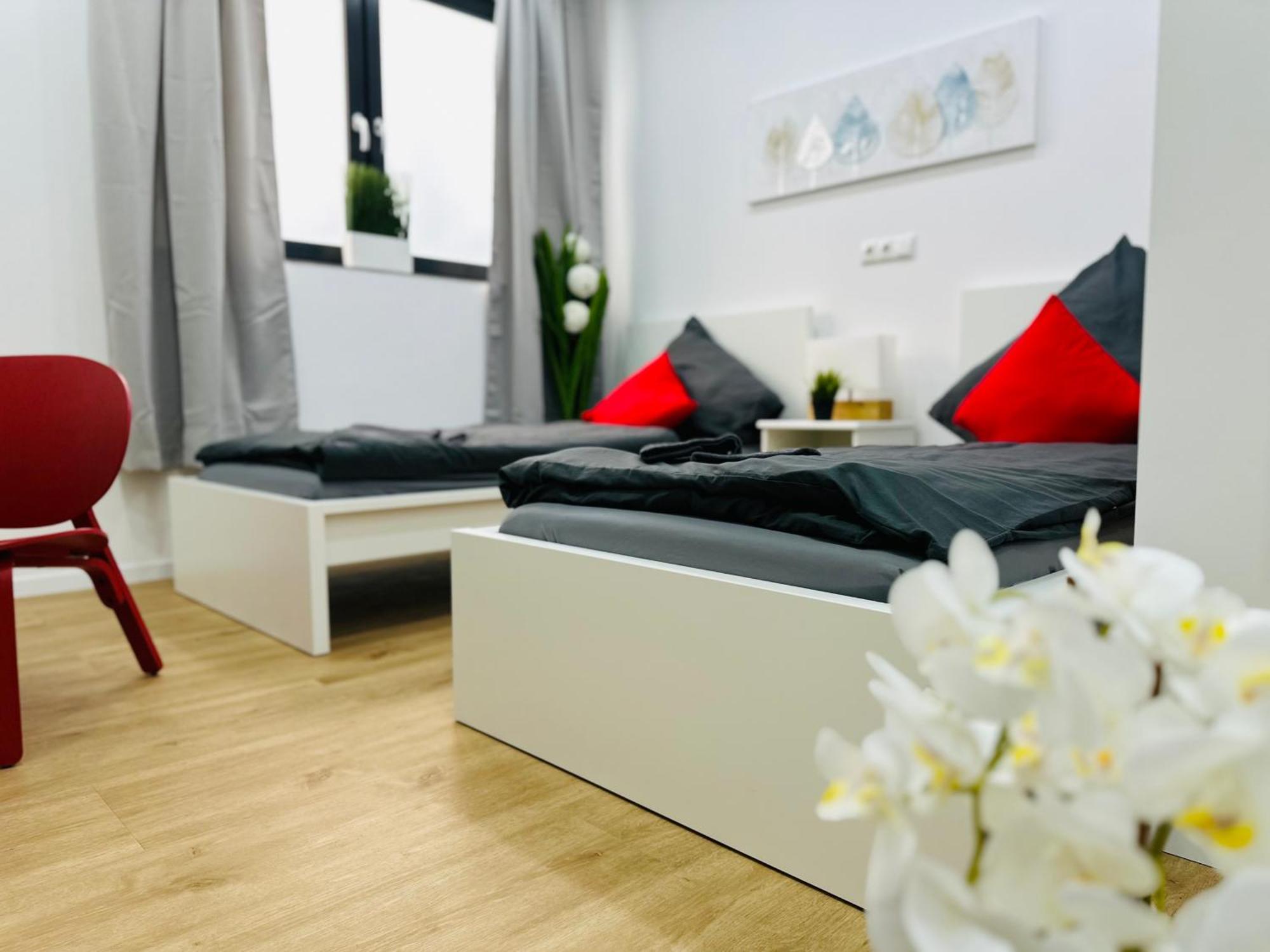 Doppelzimmer Mira 4 Pulheim Εξωτερικό φωτογραφία